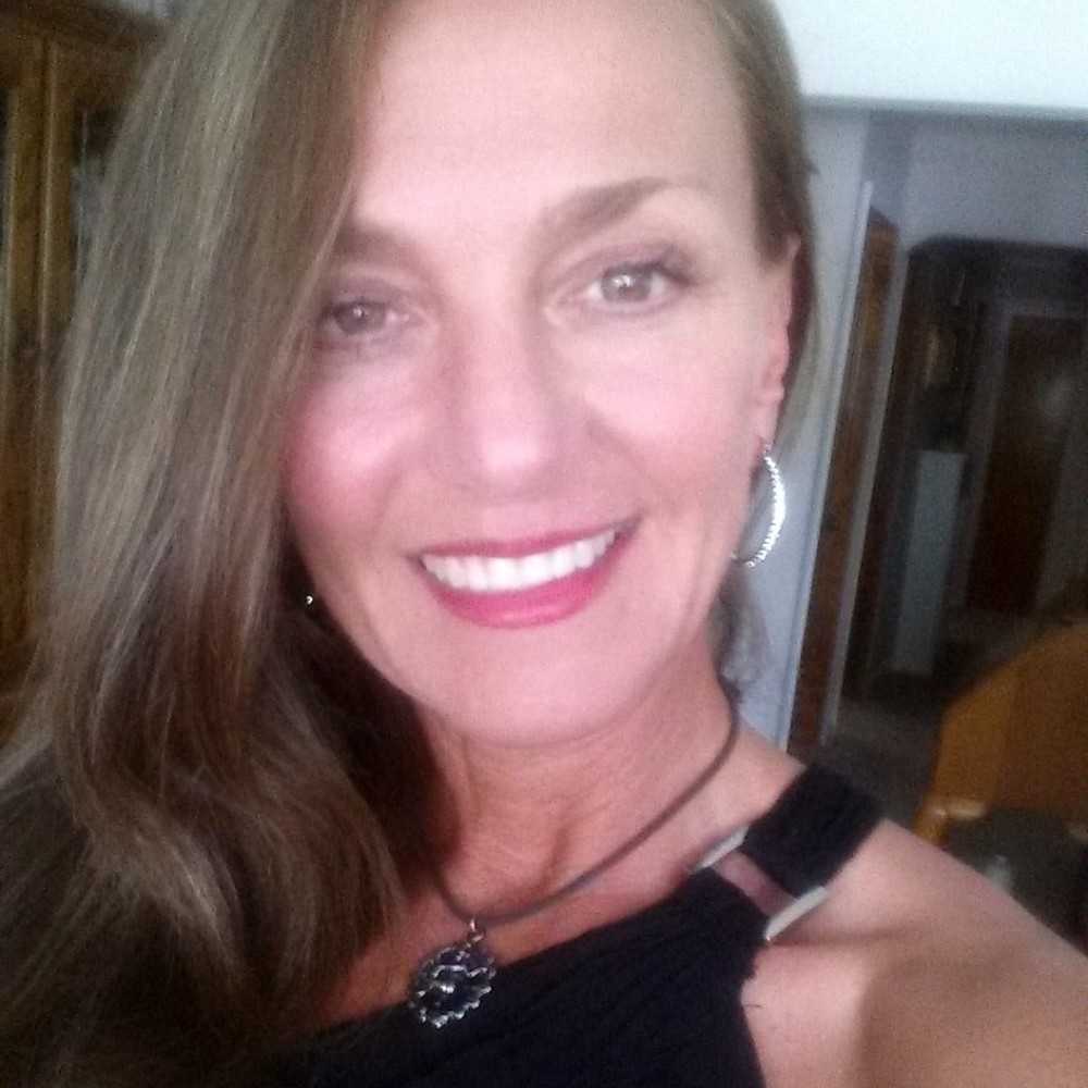 Meet your Posher, Posh